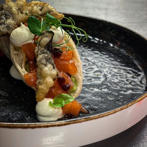 Hoofdgerecht diner verse vis Restaurant JOON haven van Monnickendam